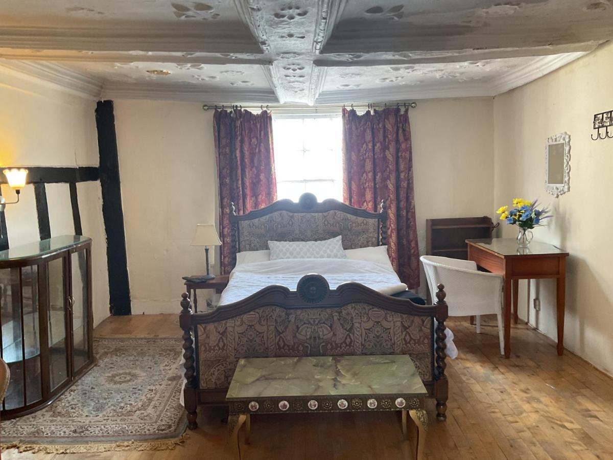 The Swan Inn Harwich Bagian luar foto