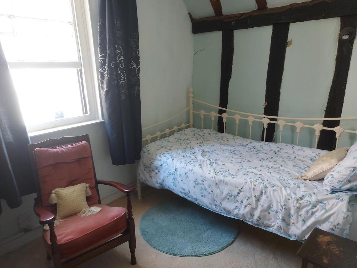 The Swan Inn Harwich Bagian luar foto