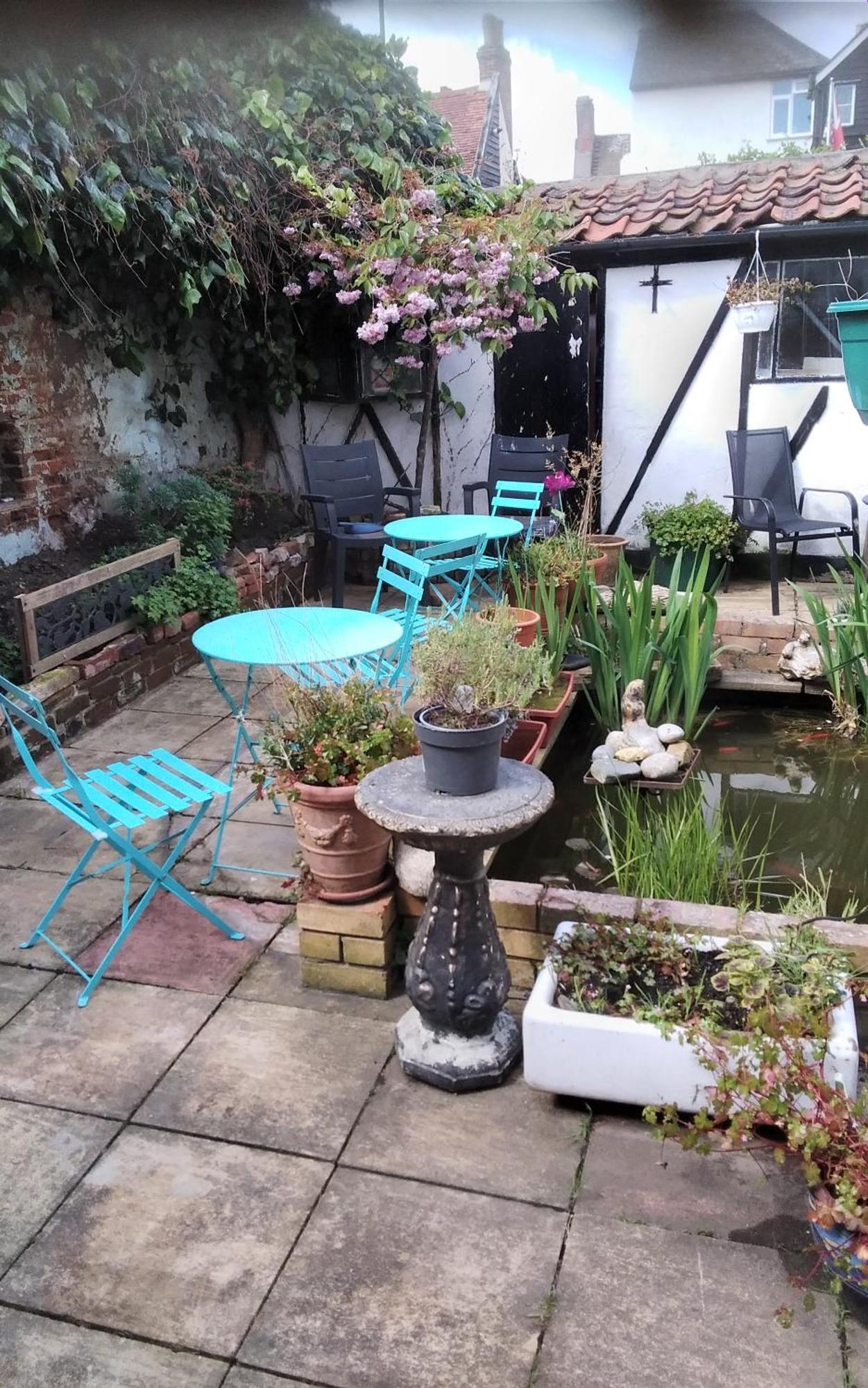 The Swan Inn Harwich Bagian luar foto